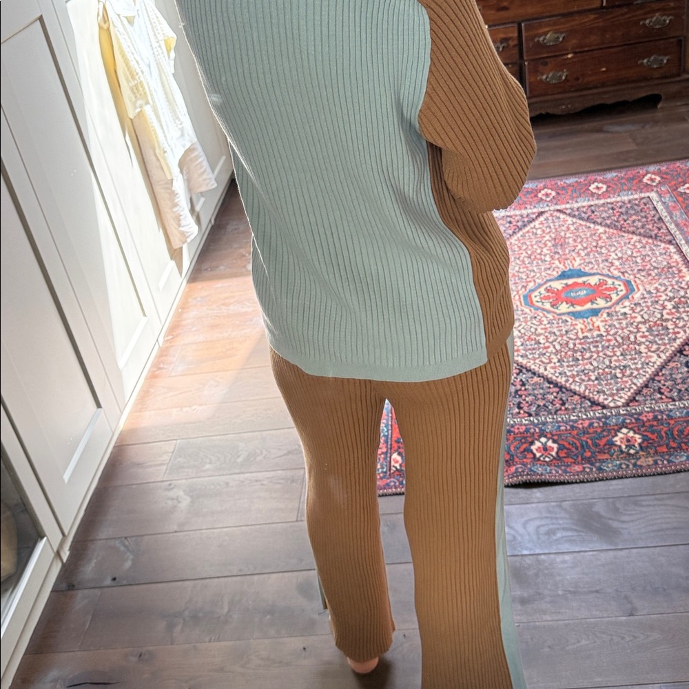 Ragdoll Camel and Blue Ribbed Knit Set - Picture 7 of 12